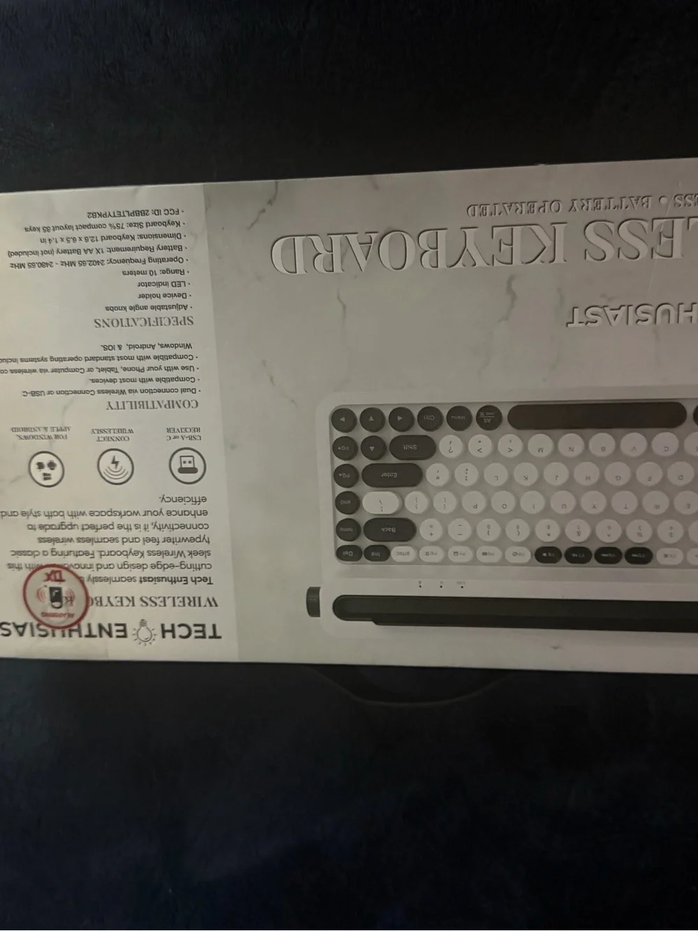 Wireless White Retro-Style Round-Key Keyboard - Compact Design